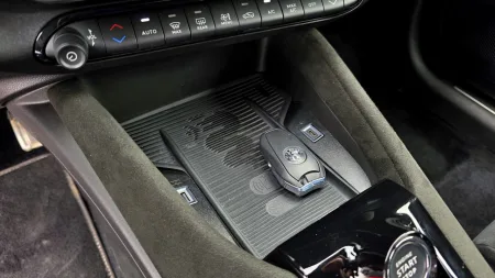 test-2026-elektromobil-alfa-romeo-junioe-elettrica-veloce-25