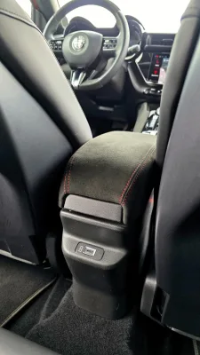 test-2026-elektromobil-alfa-romeo-junioe-elettrica-veloce-35