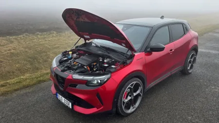 test-2026-elektromobil-alfa-romeo-junioe-elettrica-veloce-38