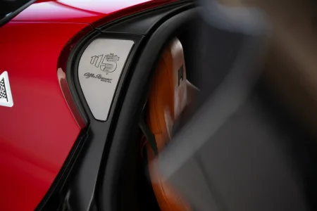 2026-alfa-romeo-33-stradale-amerika-8