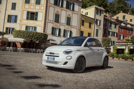 2026-fiat-500-dolce-vita-1