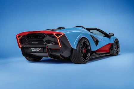 2026-lamborghini-fenomeno-roadster-08