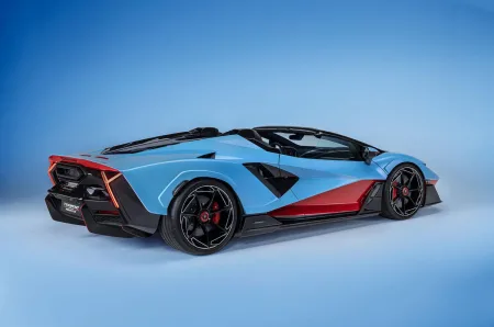 2026-lamborghini-fenomeno-roadster-09