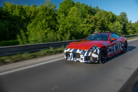 2026-maserati-grancabrio-prototyp-1