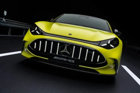 2026-mercedes-amg-gt-ctyrdverove-kupe-nova-generace-1