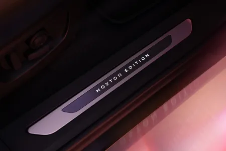2026-range-rover-evoque-hoxton-edition-12