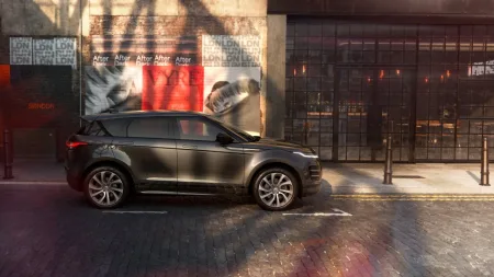 2026-range-rover-evoque-hoxton-edition-2