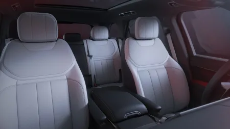 2026-range-rover-sport-battersea-edition-12