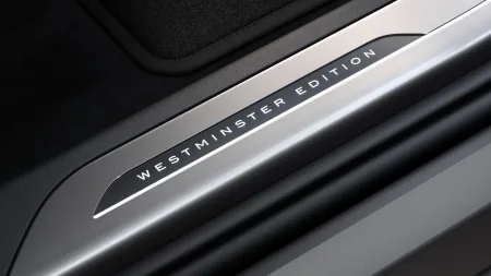 2026-range-rover-westminster-edition-6