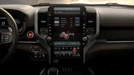 2026-ram-rumble-bee-srt-pick-up-15