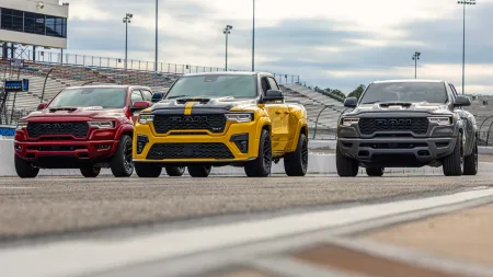 2026-ram-rumble-bee-srt-pick-up-23