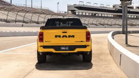 2026-ram-rumble-bee-srt-pick-up-5