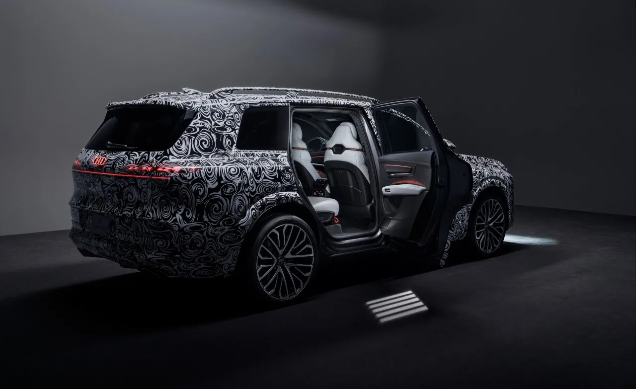 2027-audi-q9-teaser-1