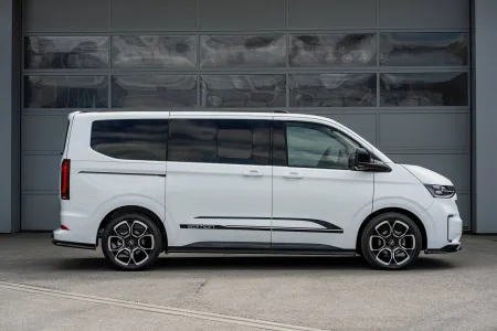 abt-volkswagen_caravelle_t7-5