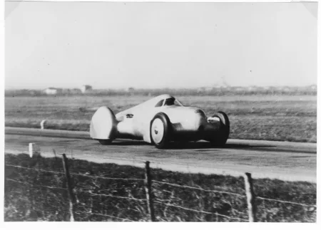 auto-union-lucca-historicke-1