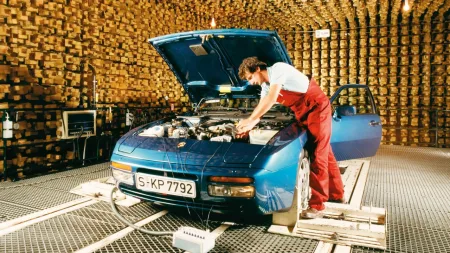 porsche-944