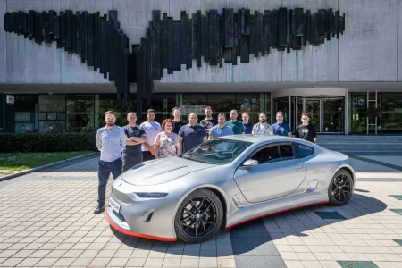 studentcar-titan-elektromobil-1