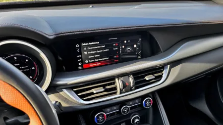 test-2025-alfa-romeo-stelvio-intensa-22-jtdm-23