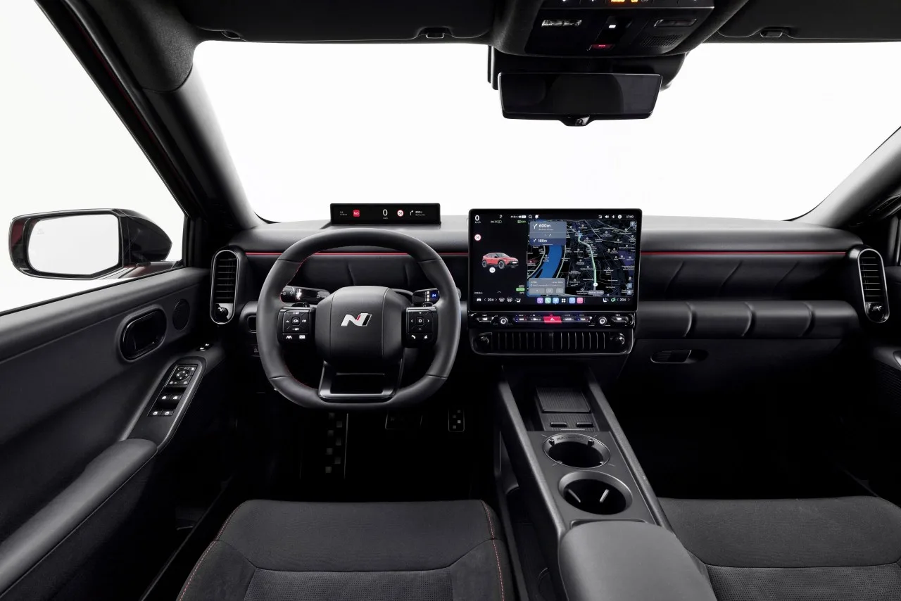 hyundai-pleos-connect-infotainment