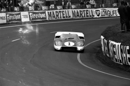1966-ford-le-mans-9