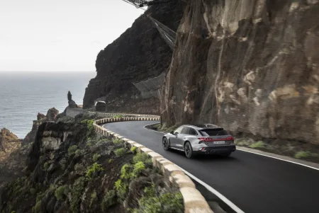 2026-audi-a6-allroad-14
