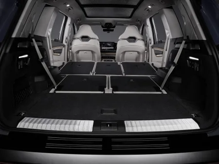 2026-audi-q7-nova-generace-19