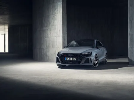 2026-audi-rs3-limuzina-facelift-1