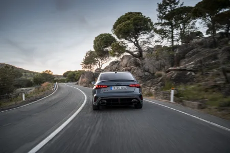 2026-audi-rs3-limuzina-facelift-4