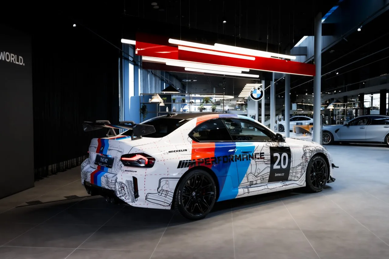 2026-bmw-m2-track-kit-5