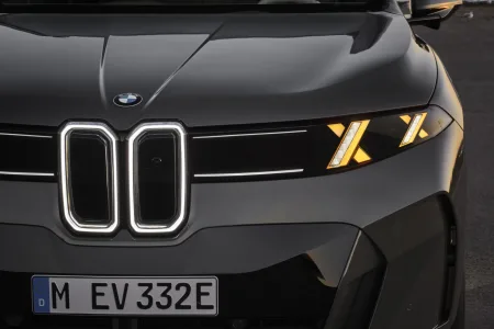 2026-bmw-ix5-60-xdrive-13