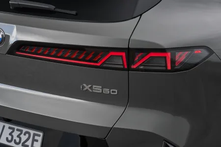 2026-bmw-ix5-60-xdrive-14