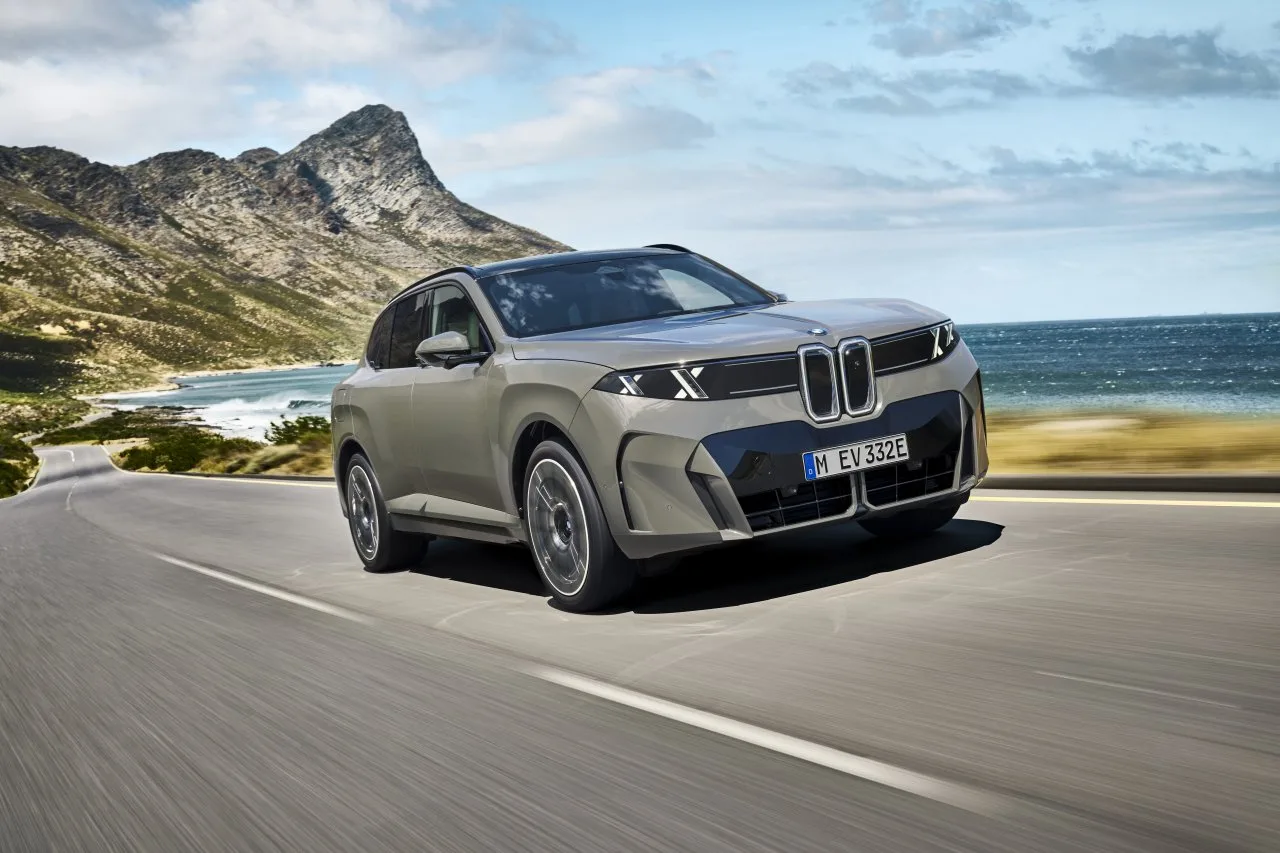 2026-bmw-ix5-60-xdrive-16