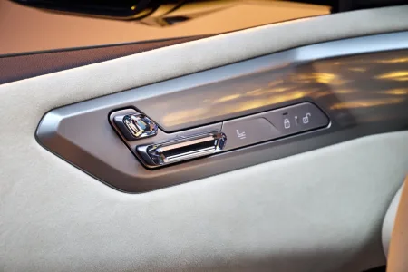 2026-bmw-ix5-60-xdrive-4