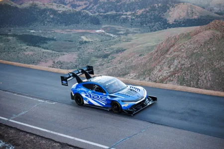 2026-ford-super-mustang-mach-e-pikes-peak-zavod-2