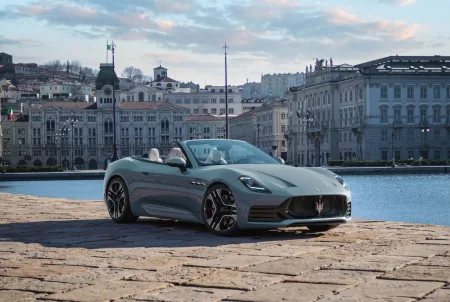 2026-maserati-grancabrio-folgore-facelift-1