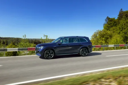 2026-mercedes-amg-gls-63-s-24