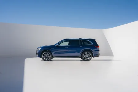 2026-mercedes-amg-gls-63-s-3