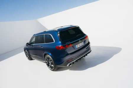 2026-mercedes-amg-gls-63-s-5