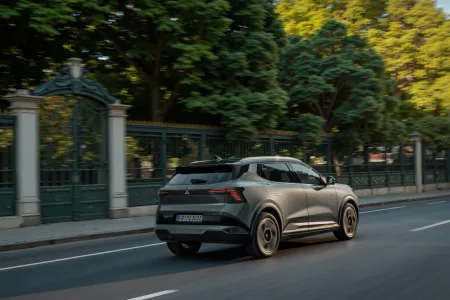2026-mitsubishi-eclipse-cross-bev-04