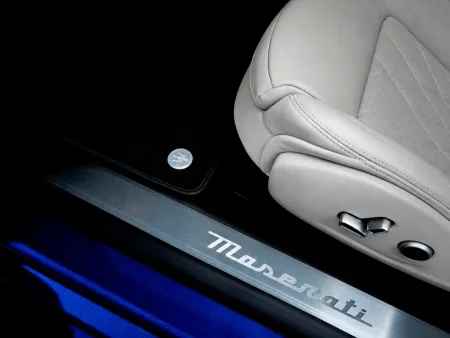 brandedbuttonsforfloormats_newgranturismograncabriogrecale
