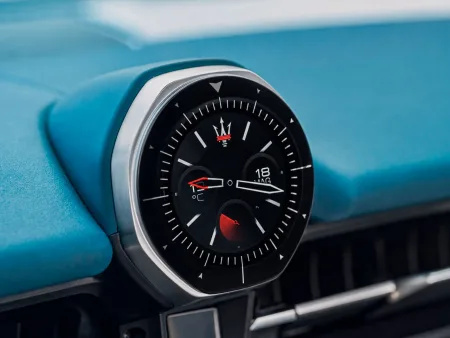 digitalclock_maseratigrancabriofolgore4