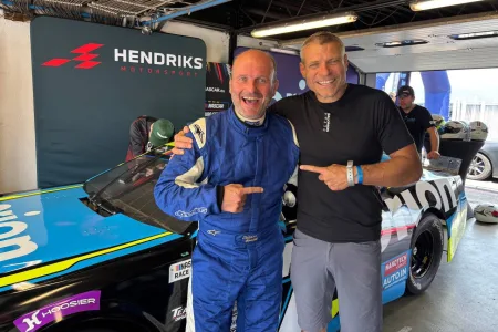 dalibor-gondik-a-tomas-sebek-nascar-ford-mustang-autodrom-most-6