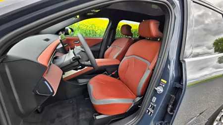test-bmw-ix3-50-xdrive-2026-28