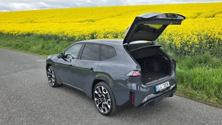 test-bmw-ix3-50-xdrive-2026-31