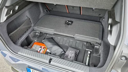 test-bmw-ix3-50-xdrive-2026-33