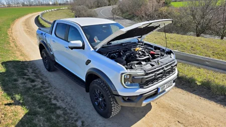 test-2026-ford-ranger-raptor-3-0-ecoboost-v6-twin-turbo-e-4wd-17