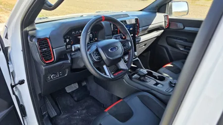 test-2026-ford-ranger-raptor-3-0-ecoboost-v6-twin-turbo-e-4wd-21