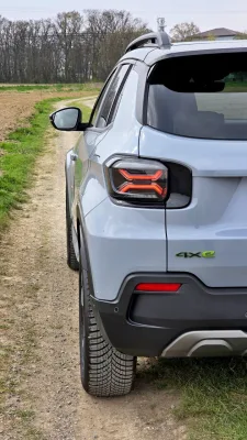 test-2026-jeep-avenger-4xe-north-face-17