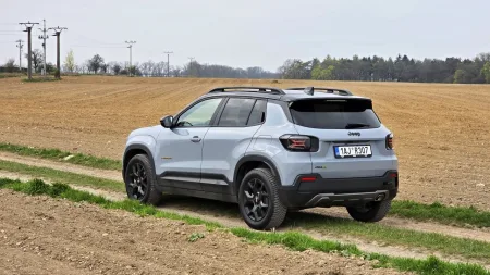 test-2026-jeep-avenger-4xe-north-face-4