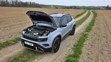 test-2026-jeep-avenger-4xe-north-face-43